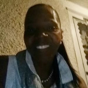 Meet your Posher, Yvette